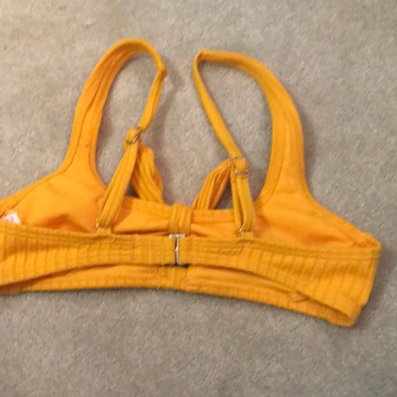 This is a yellow top from target size extra small - Picture 2 of 2